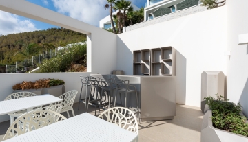 Resa Estates Ibiza Cas Mut villa te koop sale patio.jpg